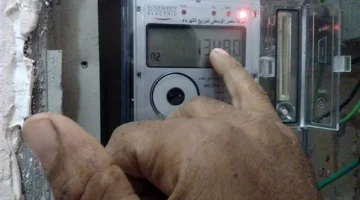 لمبة العداد الأحمر في الكهرباء مسبق الدفع: أسبابها وكيفية تجنب انقطاع الخدمة